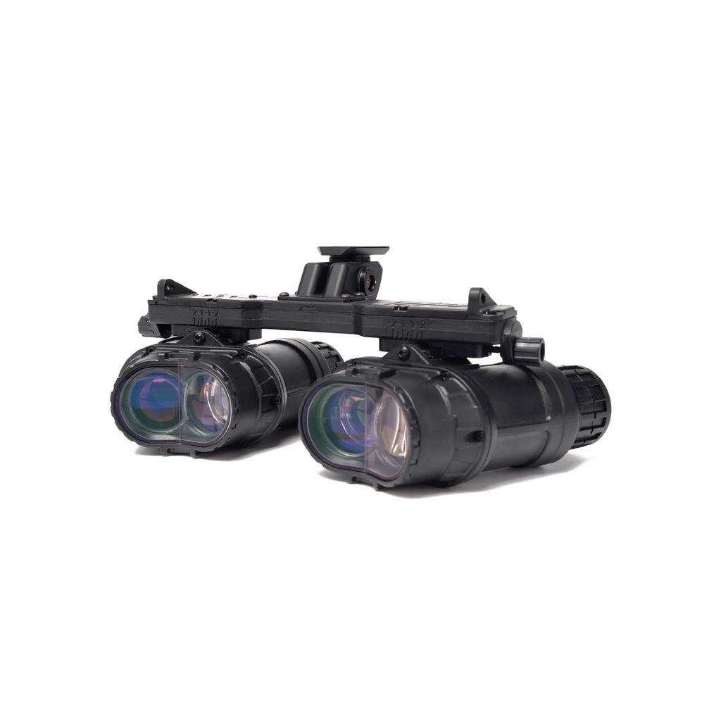 PNVG-18 NNVT NVT7 GEN2+ FOM2000+ AUTOGATE P45 MX10160 (White) + Helmet Mount